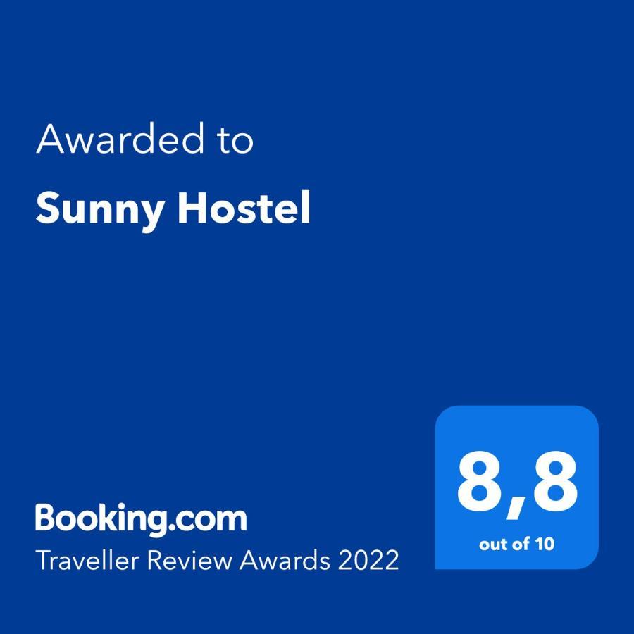 Sunny Hostel Osh Bagian luar foto